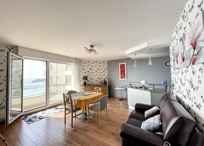 Lägenhet F3 A 600m Du Centre Ville, Vue Sur Mer, Balcon - Fr-1-361-167 Granville