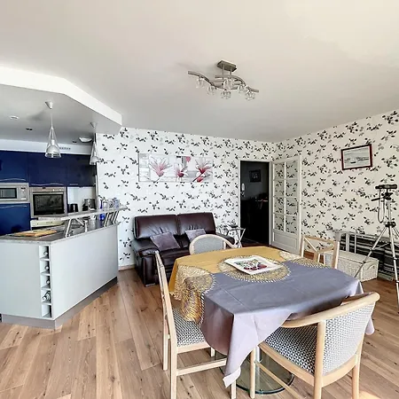 Appartement F3 A 600M Du Centre Ville, Vue Sur Mer, Balcon - Fr-1-361-167 公寓 格朗维尔