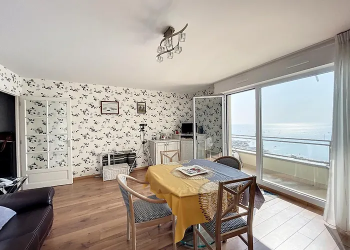 Appartement F3 A 600M Du Centre Ville, Vue Sur Mer, Balcon - Fr-1-361-167 公寓